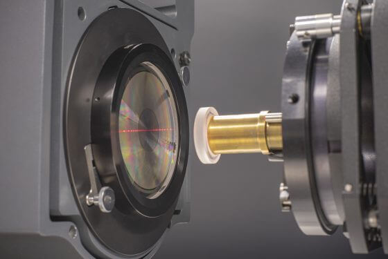 Measurement setup for testing an aspherical lens with a DFNL CGH.