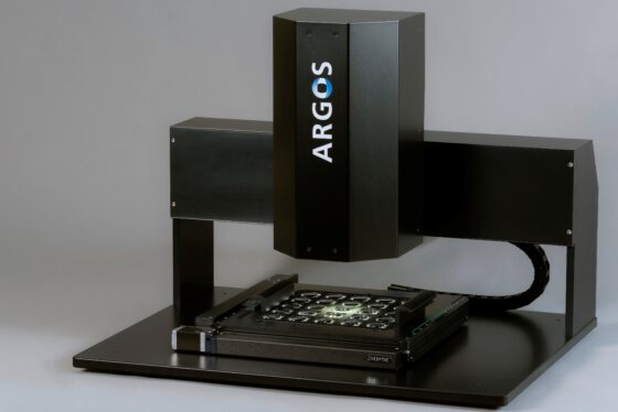 ARGOS matrix 200 - Oberflächeninspektion von Kamerasensoren